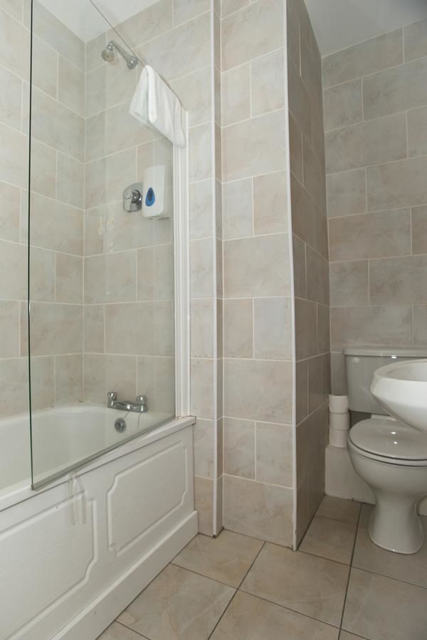 Отель The Charles Stewart Guesthouse Дублин-17